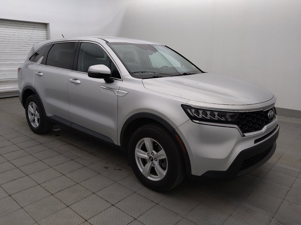 Used 2021 Kia Sorento LX AWD/4WD image 11