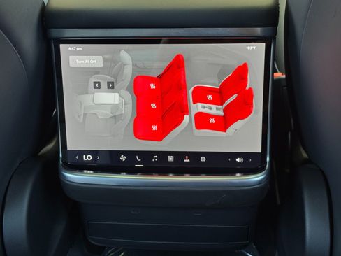 Used 2024 Tesla Model X AWD/4WD image 37