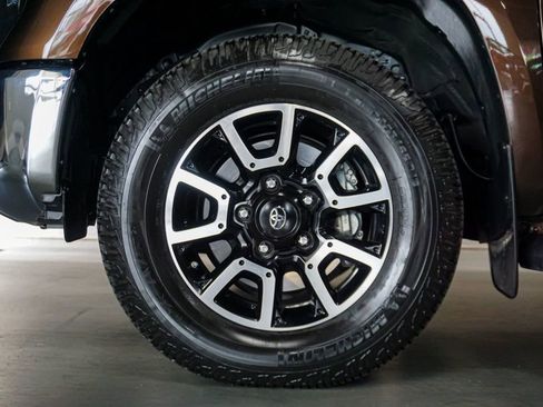 Used 2018 Toyota Tundra 1794 Edition AWD/4WD image 37