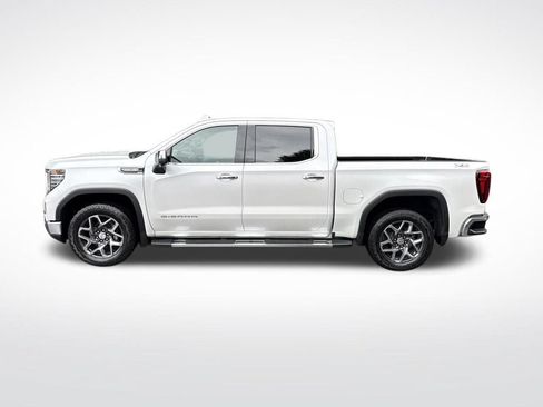 Used 2024 GMC Sierra 1500 SLT w/ SLT Premium Package AWD/4WD image 8