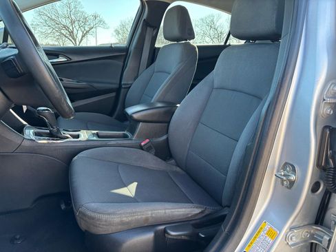 Used 2019 Chevrolet Cruze LT FWD image 20