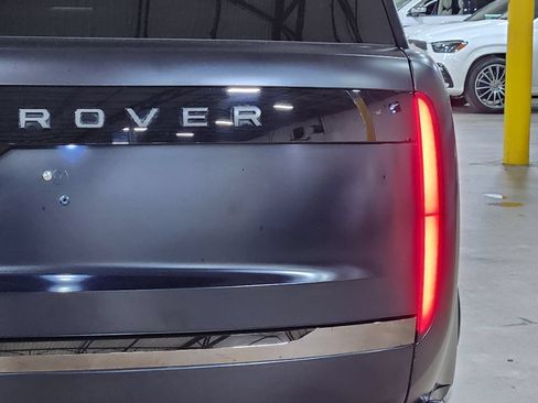 Used 2024 Land Rover Range Rover SV AWD/4WD image 22