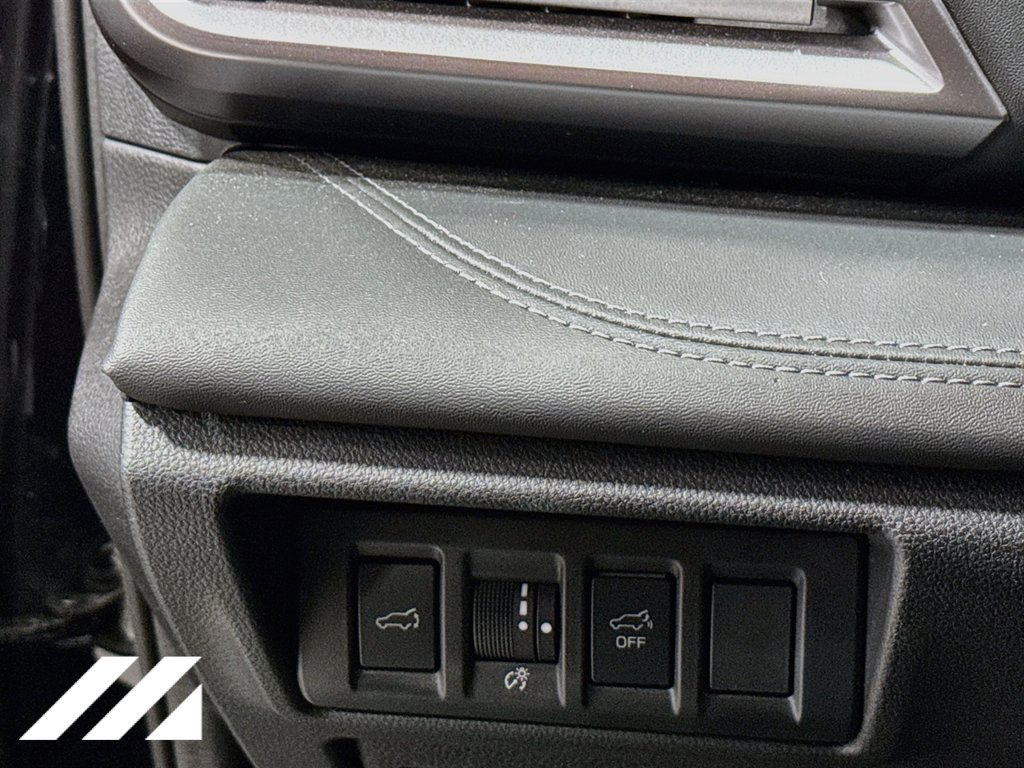 Used 2023 Subaru Outback Touring AWD/4WD image 10