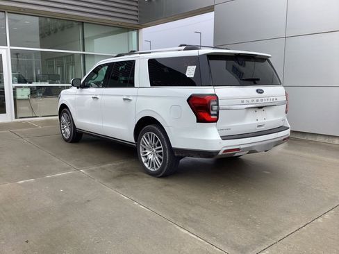 Used 2023 Ford Expedition Max Limited image 4