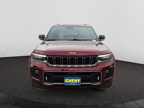 Used 2024 Jeep Grand Cherokee Overland w/ Trailer Tow Package AWD/4WD image 3