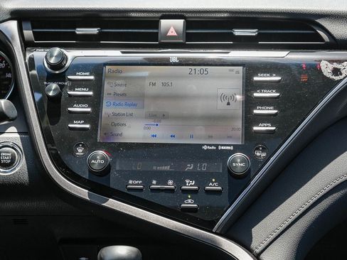 Used 2018 Toyota Camry XSE w/ Driver Assist Package FWD image 13