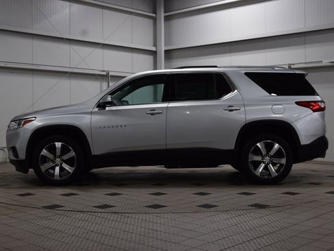 Used 2018 Chevrolet Traverse LT image 4