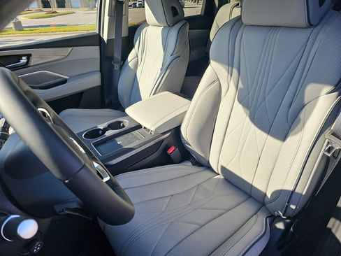 New 2026 Acura MDX SH-AWD w/ Advance Package image 15