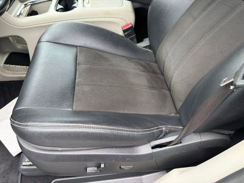 Used 2020 Dodge Grand Caravan SXT FWD image 20