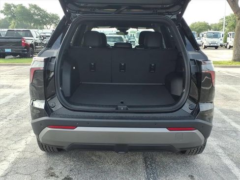 New 2026 Chevrolet Equinox LT w/ Convenience Package II FWD image 12