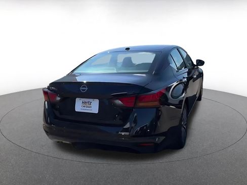 Used 2025 Nissan Altima 2.5 SV image 15