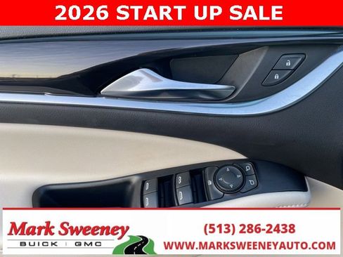Used 2022 Buick Enclave Essence w/ Experience Buick Package image 10