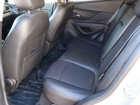 Used 2020 Buick Encore Preferred FWD image 5