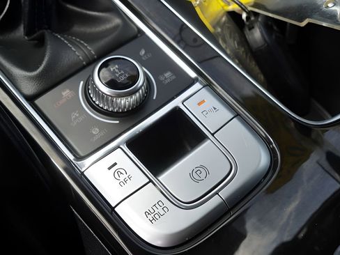 Used 2025 Kia Telluride S image 29