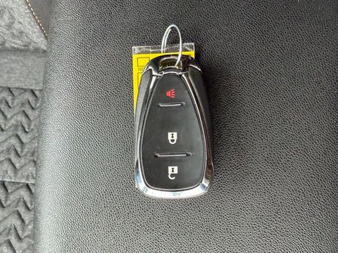 Used 2023 Chevrolet Equinox LT image 49