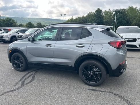 Used 2024 Buick Encore GX Sport Touring w/ Advanced Technology Package FWD image 4