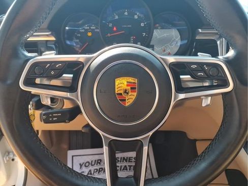 Used 2020 Porsche Macan AWD/4WD image 14