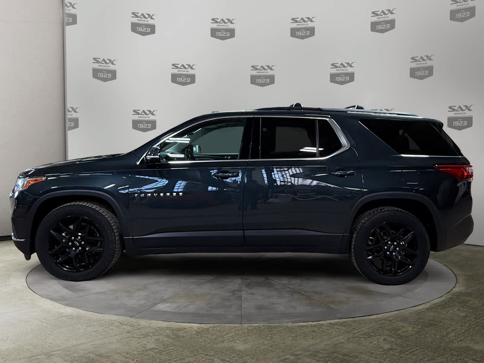 Used 2020 Chevrolet Traverse LT AWD/4WD image 2