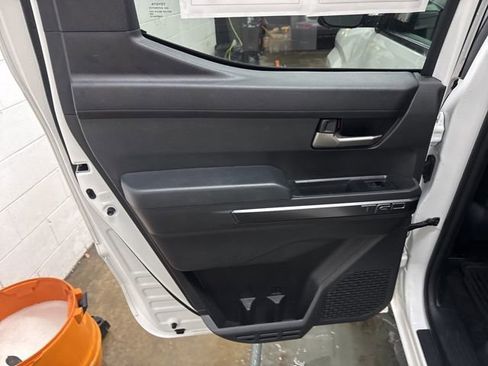 Used 2024 Toyota Tacoma TRD Sport w/ TRD Sport Premium Package image 18