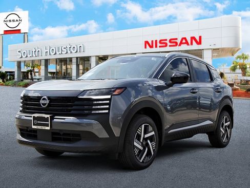 New 2026 Nissan Kicks SV image 2