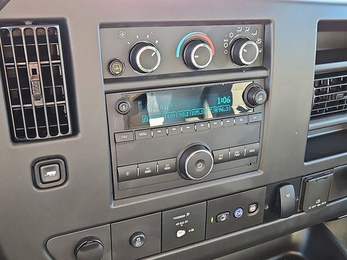 New 2025 Chevrolet Express 3500 w/ Power Convenience Package image 10