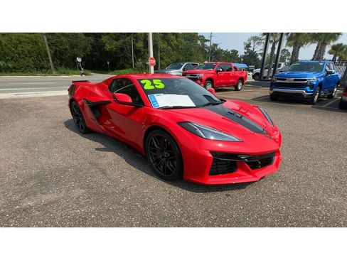 Used 2025 Chevrolet Corvette Z06 RWD image 8