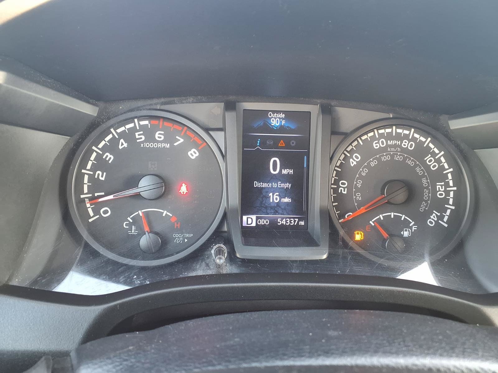 Used 2020 Toyota Tacoma SR w/ SR Convenience Package RWD image 12