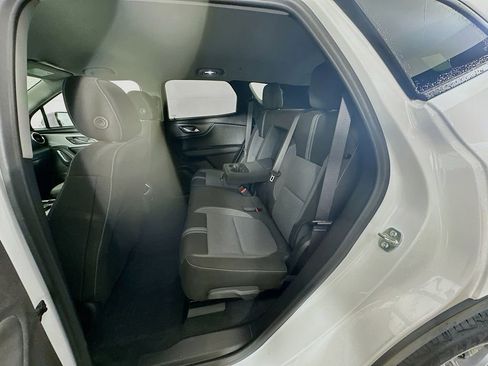 Used 2024 Chevrolet Blazer LT w/ Convenience Package image 32