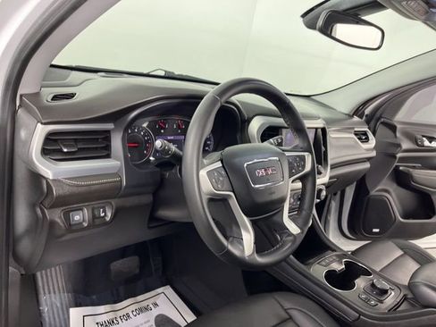 Used 2023 GMC Acadia SLT w/ Elevation Edition image 20