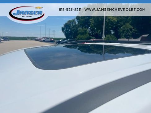 Used 2019 Chevrolet Traverse Premier w/ Redline Edition FWD image 18