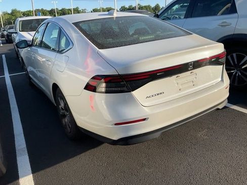Used 2024 Honda Accord EX image 9