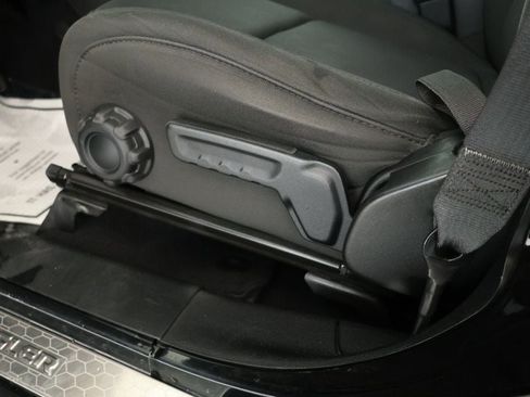 Used 2020 Jeep Wrangler Unlimited Sport S image 9