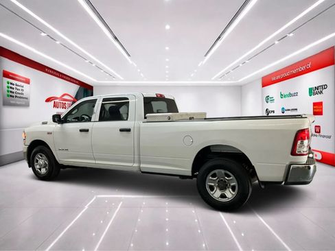 Used 2020 RAM 2500 Tradesman w/ Chrome Appearance Group RWD image 4