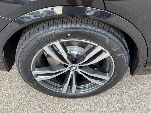 New 2026 BMW X7 M60i image 4