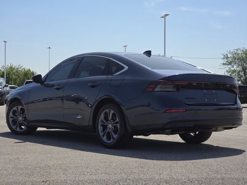Used 2024 Honda Accord EX image 16