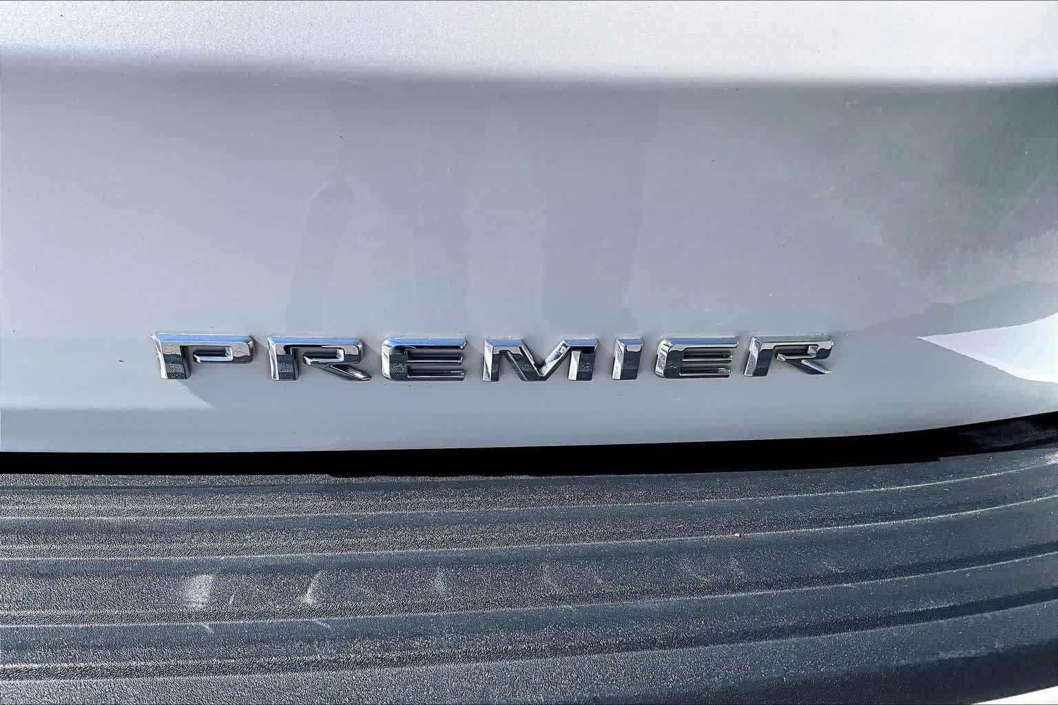 Used 2021 Chevrolet Tahoe Premier AWD/4WD image 10
