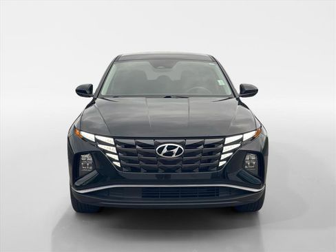 Used 2024 Hyundai Tucson SE FWD image 2