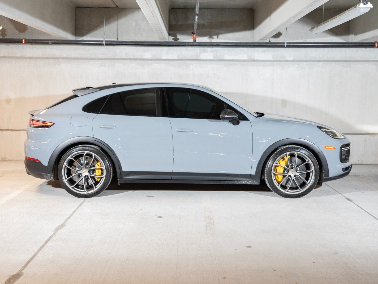 Certified 2022 Porsche Cayenne Turbo GT AWD/4WD image 8