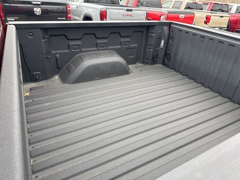 Used 2024 Chevrolet Silverado 1500 LT Trail Boss w/ Convenience Package II AWD/4WD image 26