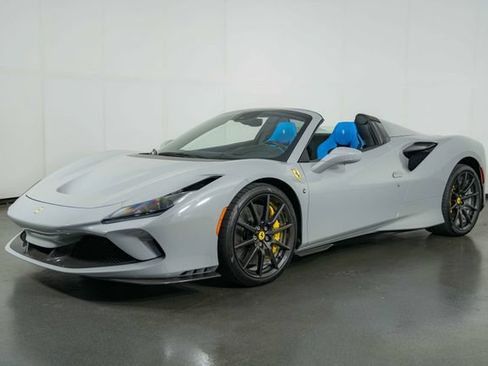 Used 2023 Ferrari F8 Tributo RWD image 4