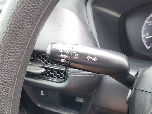 Used 2024 Honda HR-V LX image 35