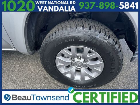 Used 2019 Toyota Tacoma SR5 image 9