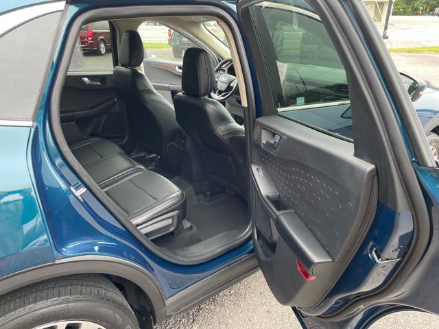 Used 2020 Ford Escape Titanium AWD/4WD image 22