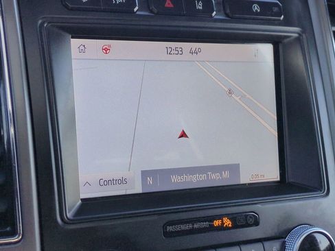 Used 2021 Ford Expedition Max XLT image 32