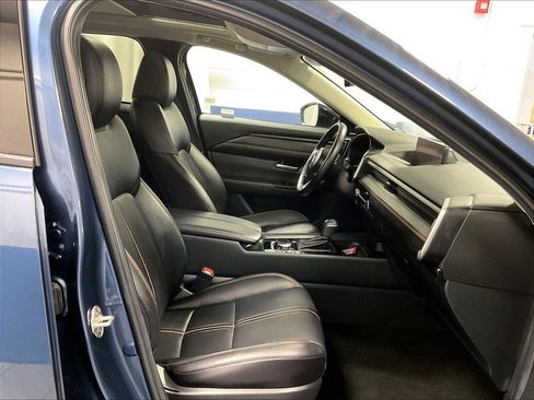 Used 2025 MAZDA CX-50 AWD 2.5 Hybrid w/ Premium Pkg image 11