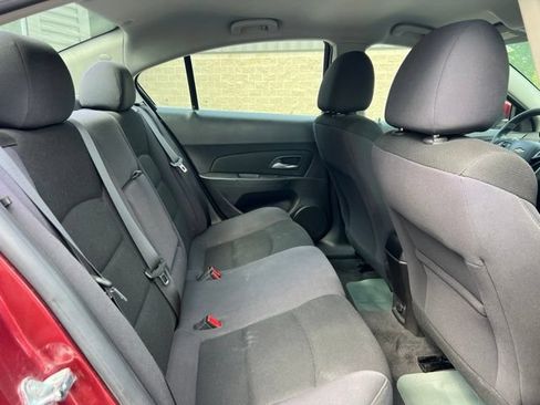 Used 2015 Chevrolet Cruze LT FWD image 13