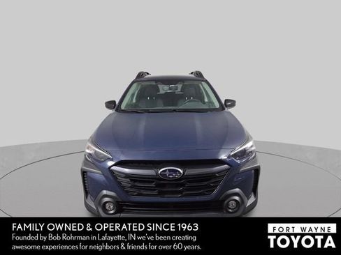 Used 2024 Subaru Outback Premium AWD/4WD image 3