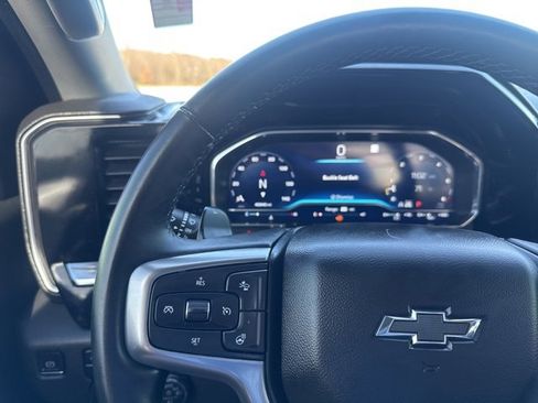 Used 2023 Chevrolet Silverado 1500 LT Trail Boss w/ Protection Package image 18