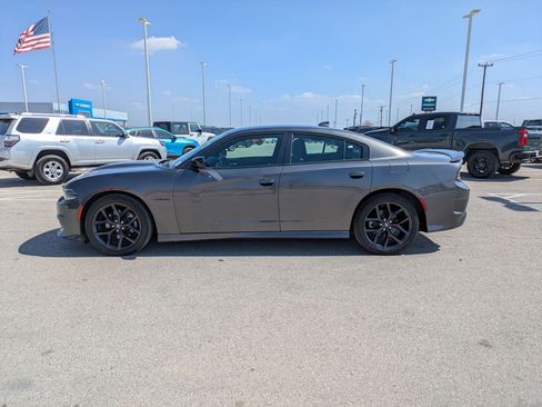 Used 2022 Dodge Charger R/T w/ Blacktop Package image 6