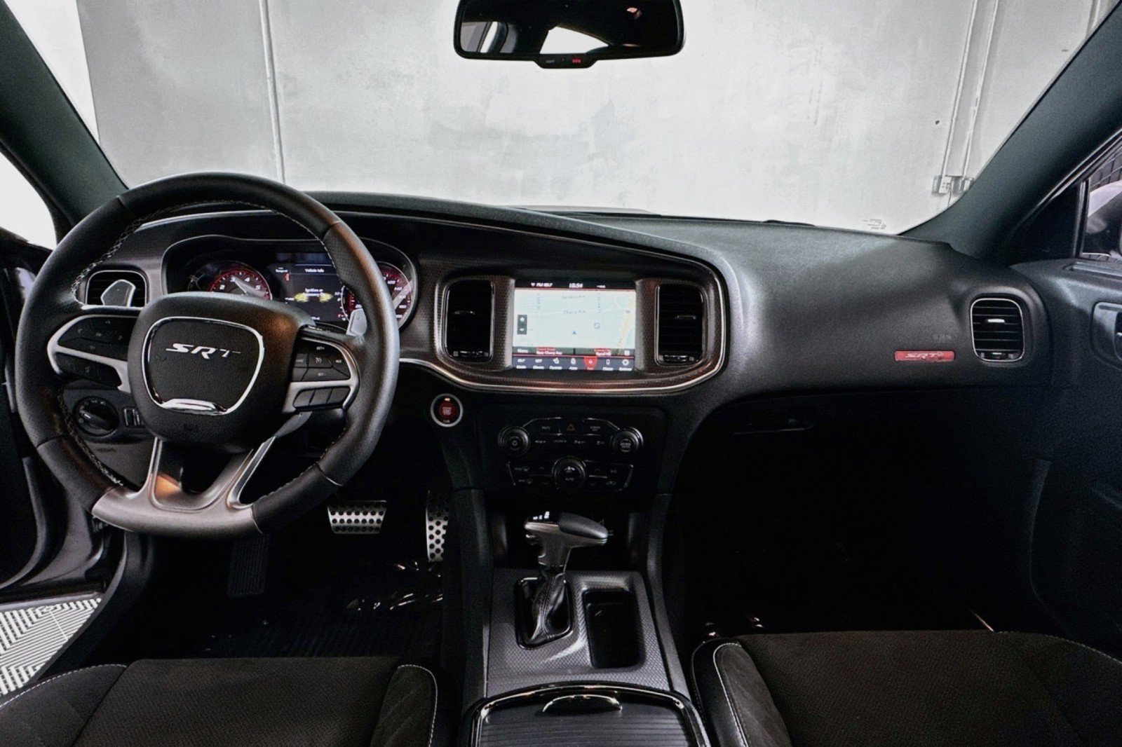 Used 2018 Dodge Charger SRT Hellcat w/ Harman/Kardon Audio Group RWD image 7